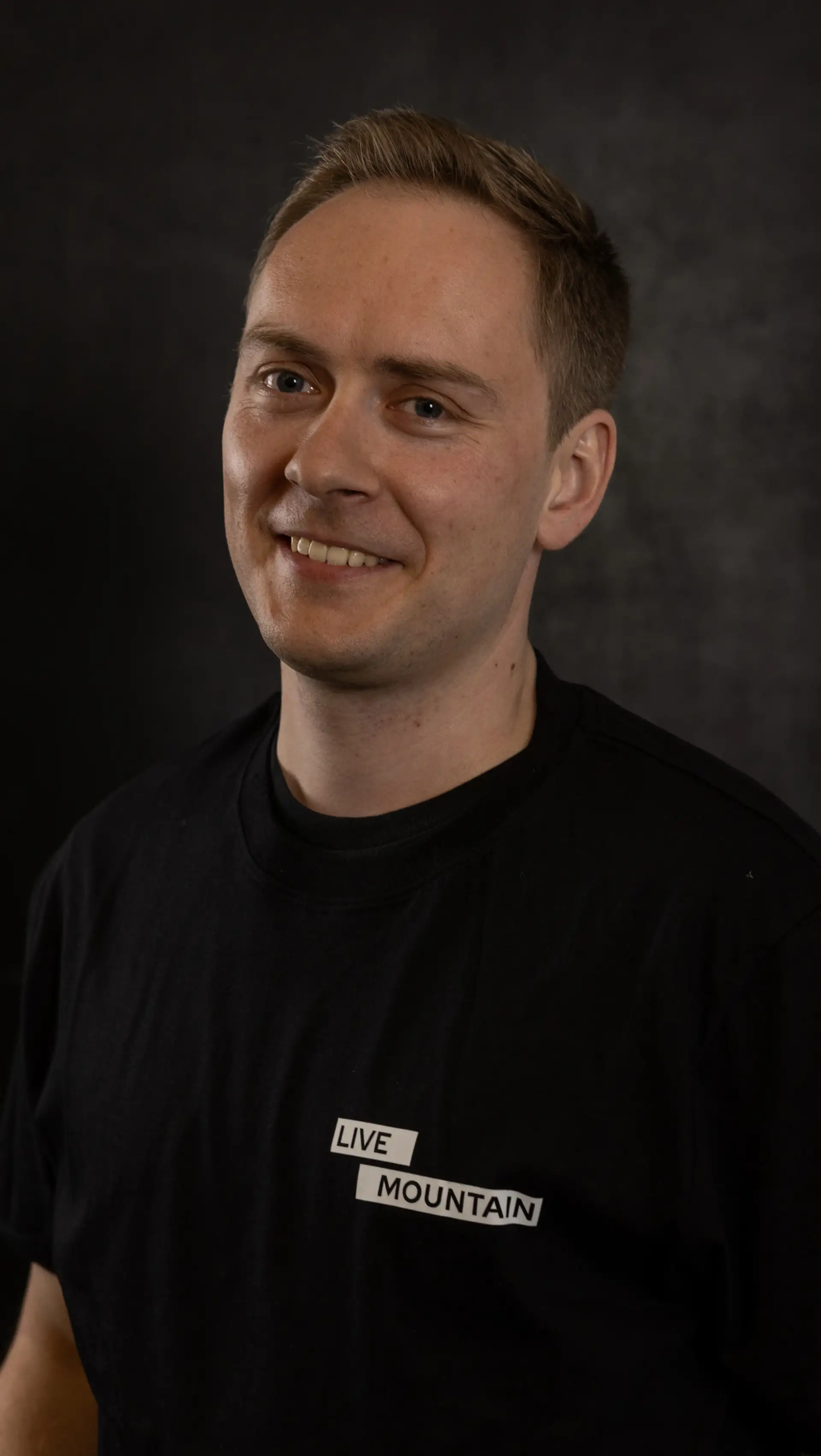 Portrait of Pirmin Balmer, Camera Operator based in Basel-Stadt, Switzerland